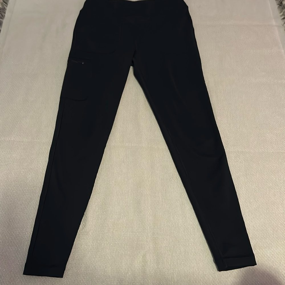 Black leggings